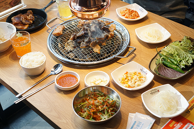명륜진사갈비진주 이미지