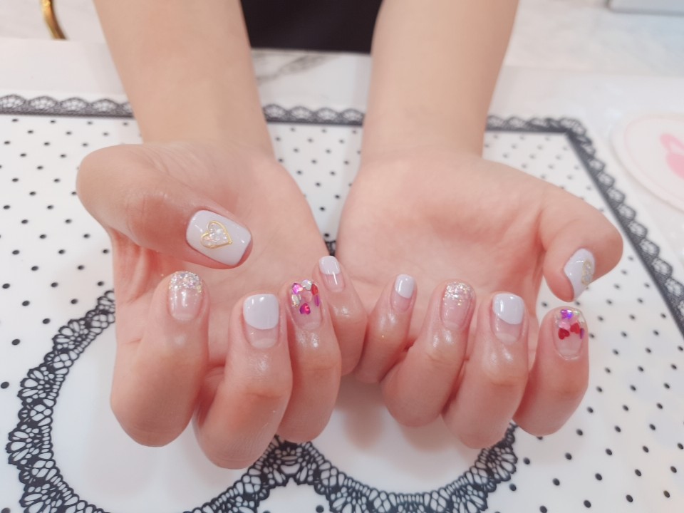 그리다 네일&뷰티 이미지