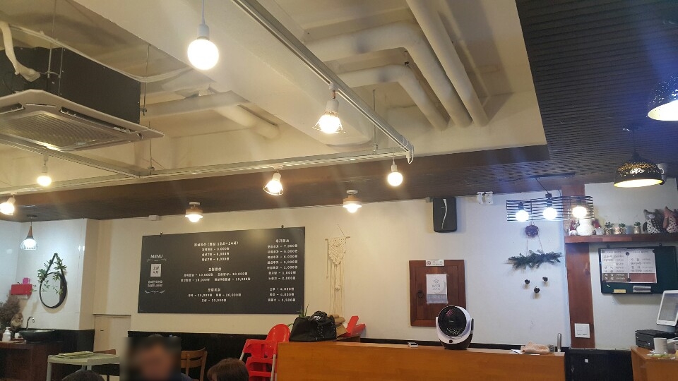 오월식탁 이미지