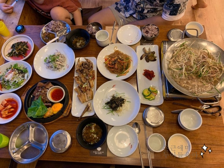 명금애한상차림 이미지
