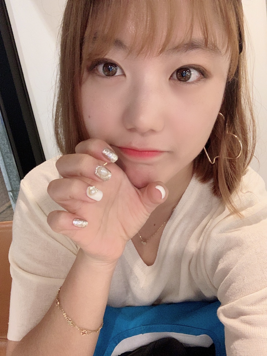 손이예쁘다 이미지