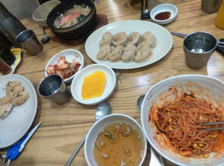 옥돌손국수 이미지