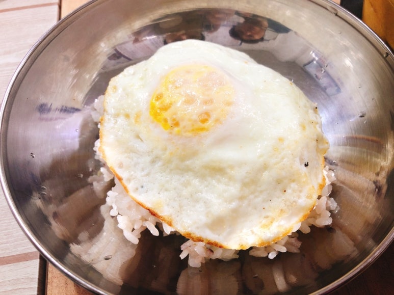 솔샘손칼국수 이미지