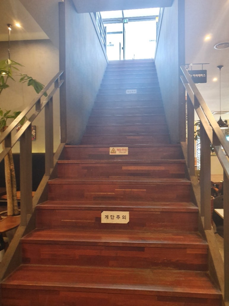카페밥스 이미지