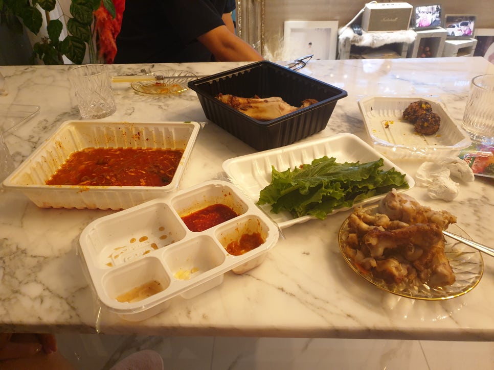 전주토종족발 이미지