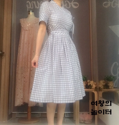 여왕의놀이터 이미지