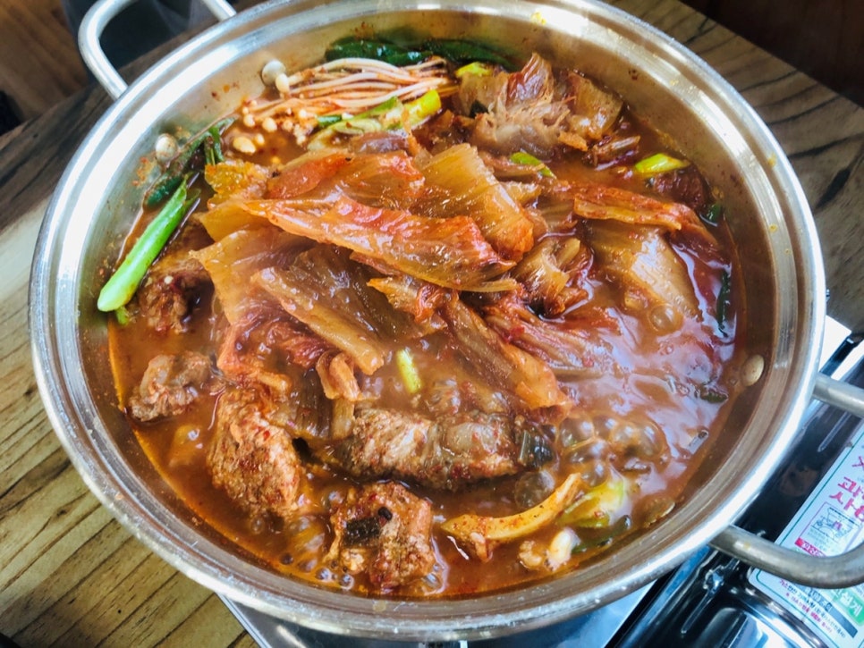 자작나무김치찜 이미지