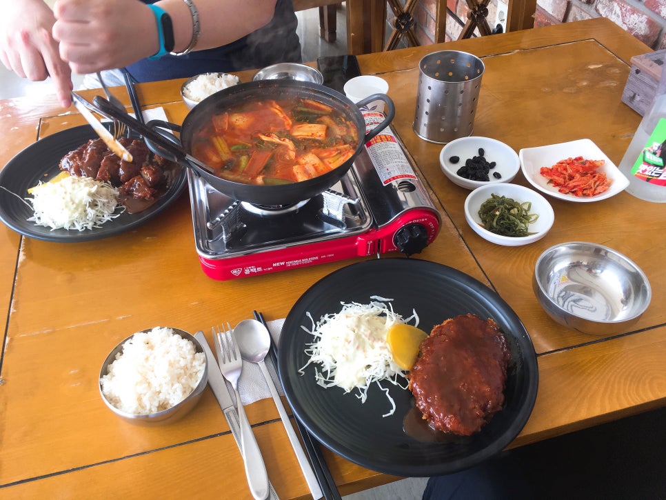 브라더스 손돈까스 이미지