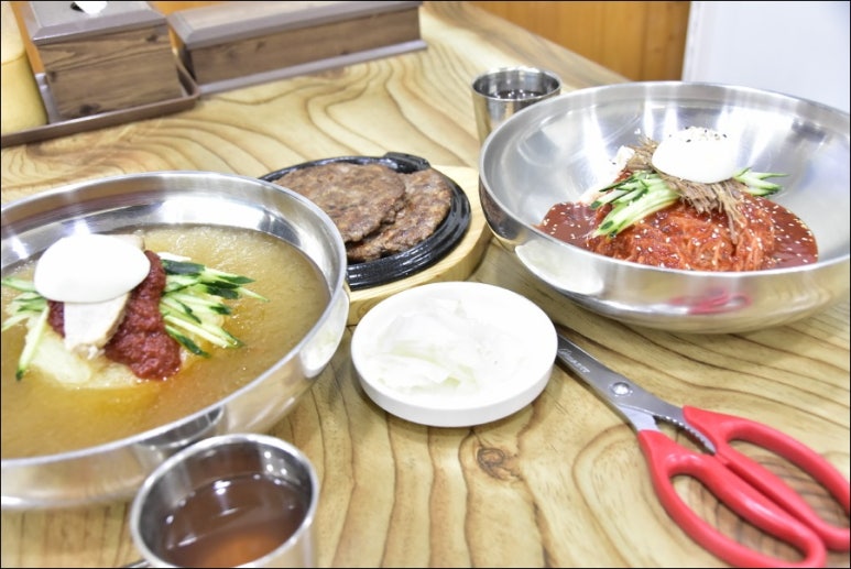 달전밀면 이미지