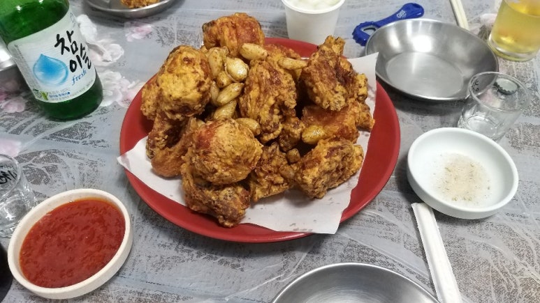 팔경마늘통닭 이미지