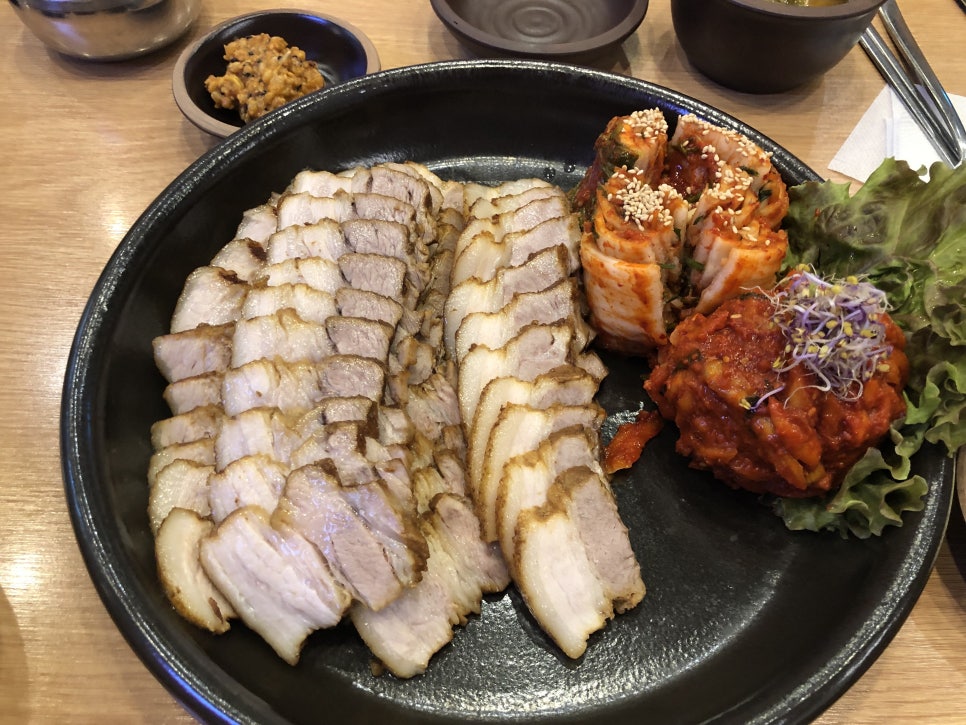 정광석항아리보쌈 이미지