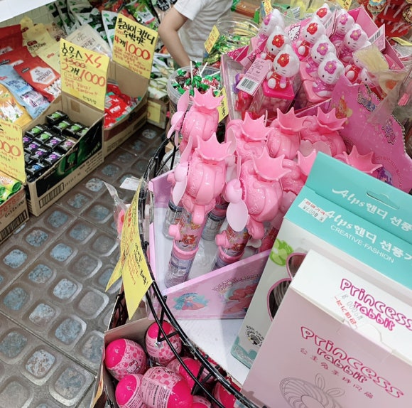 산본세계과자할인점 이미지
