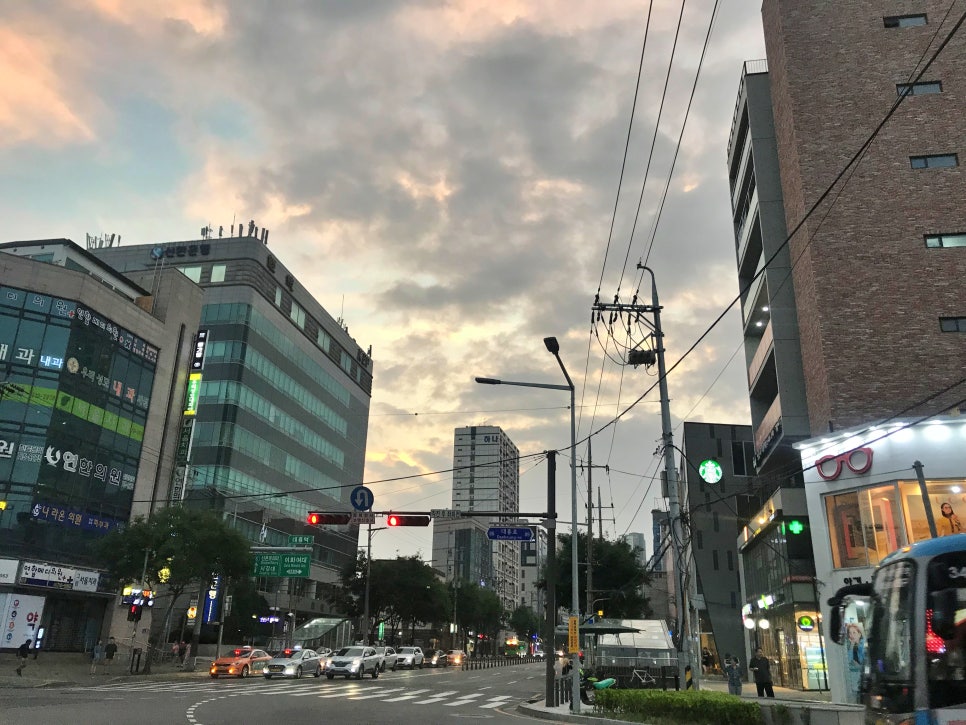 스타벅스커피 서강대흥역 이미지