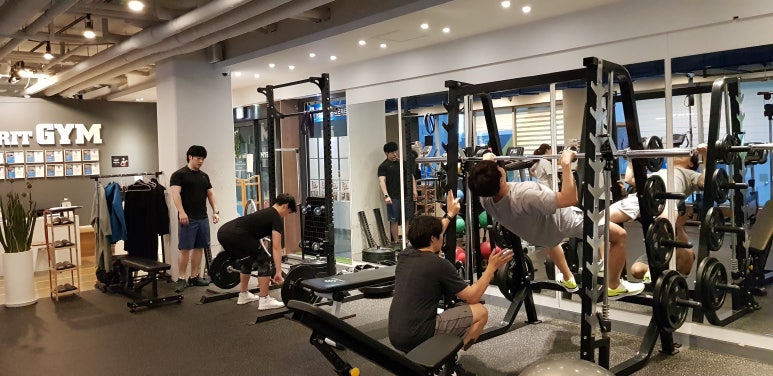 그릿짐 이미지