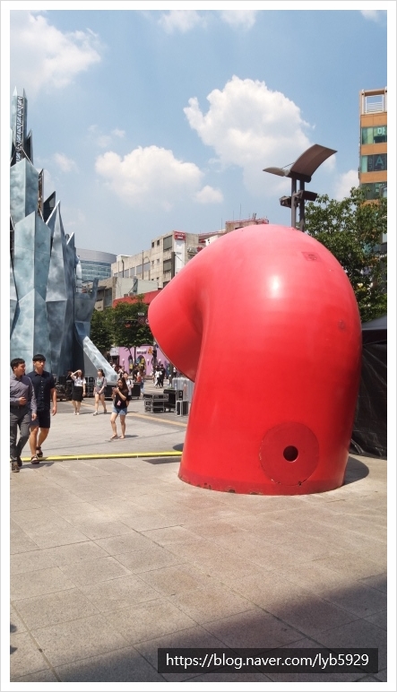 자유여인숙 이미지