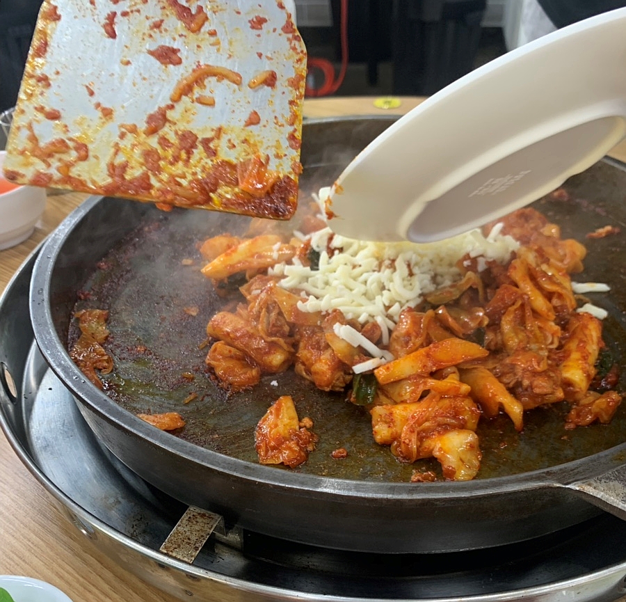 5.5닭갈비북항점 이미지