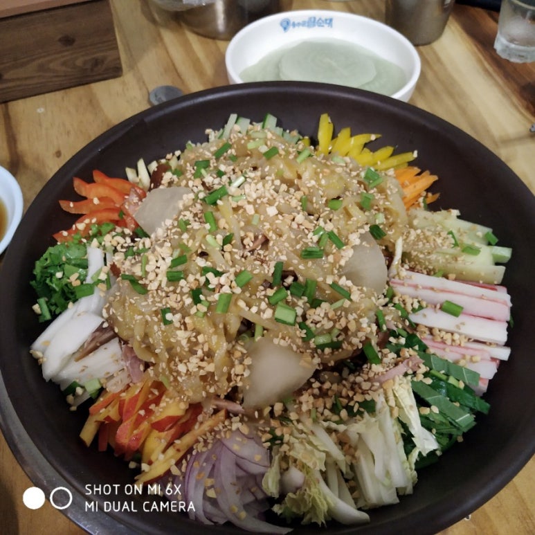 장수한방왕족발 이미지