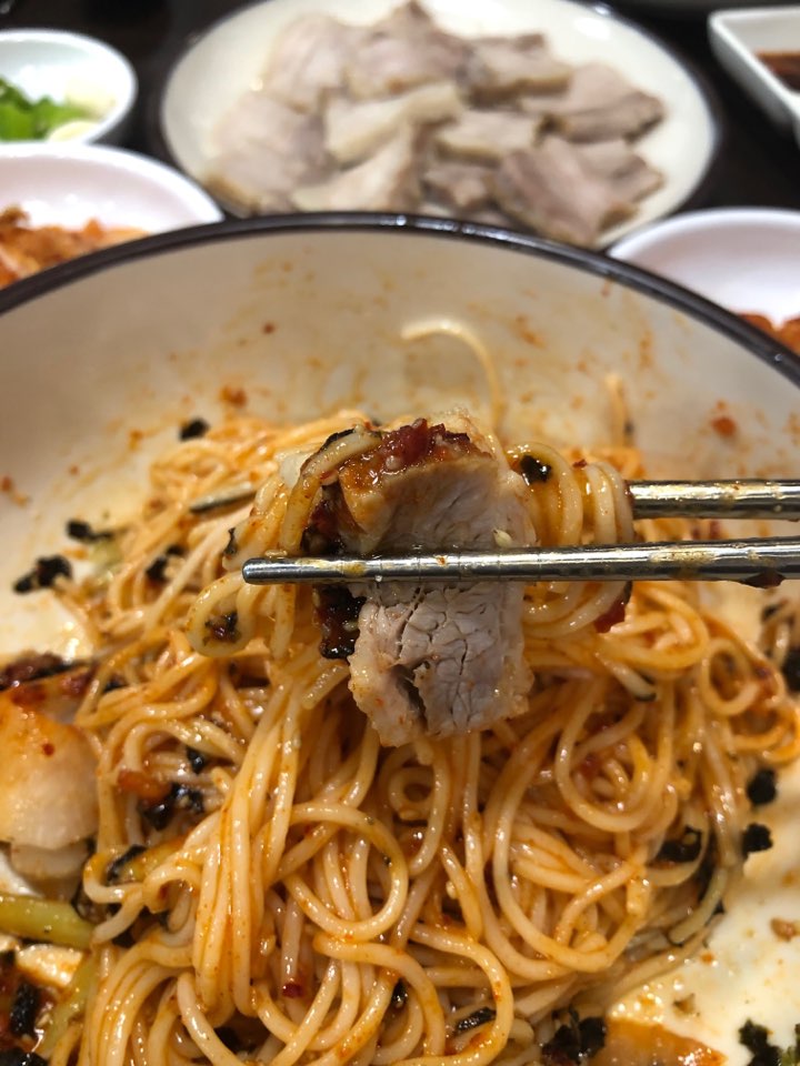 중동칼국수 이미지
