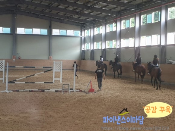 승바른체형 이미지