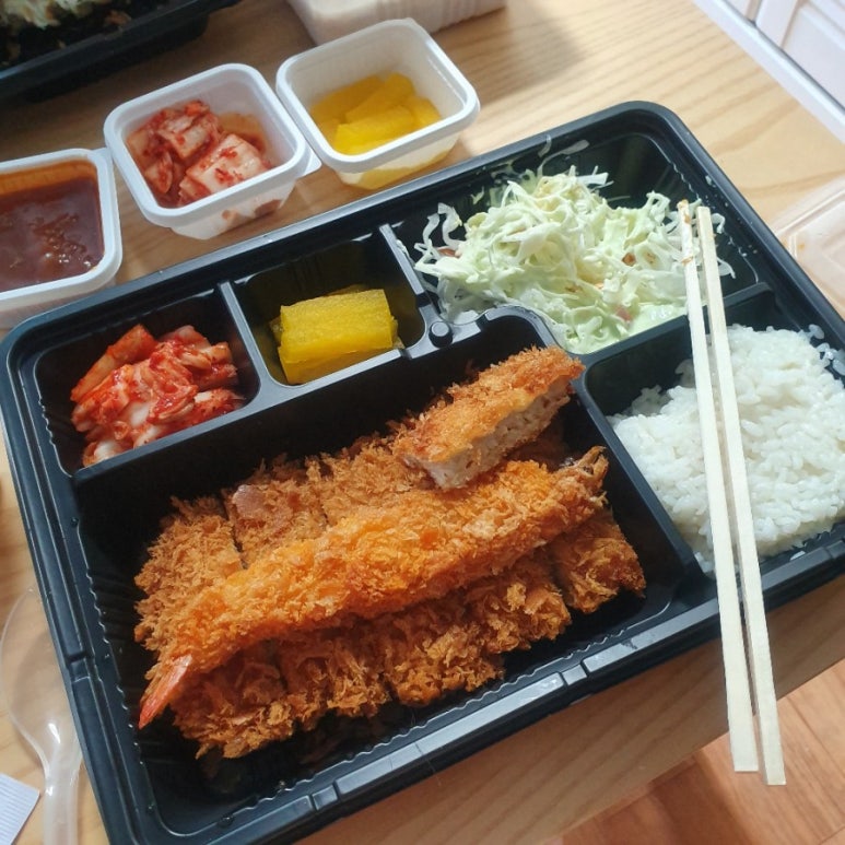 돈스닭스 이미지