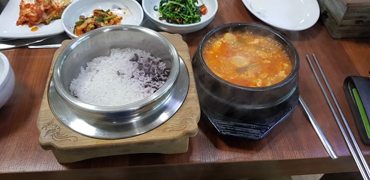 맷돌집 이미지