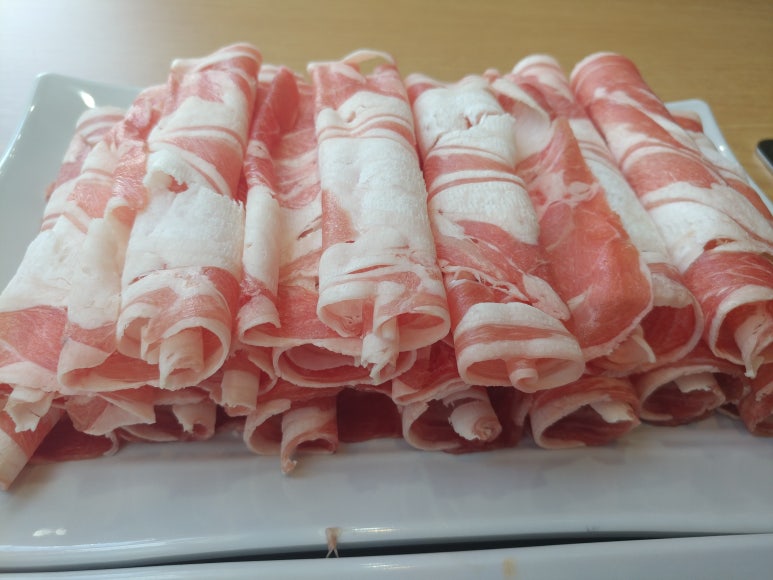 백두산양꼬치샤브샤브 이미지