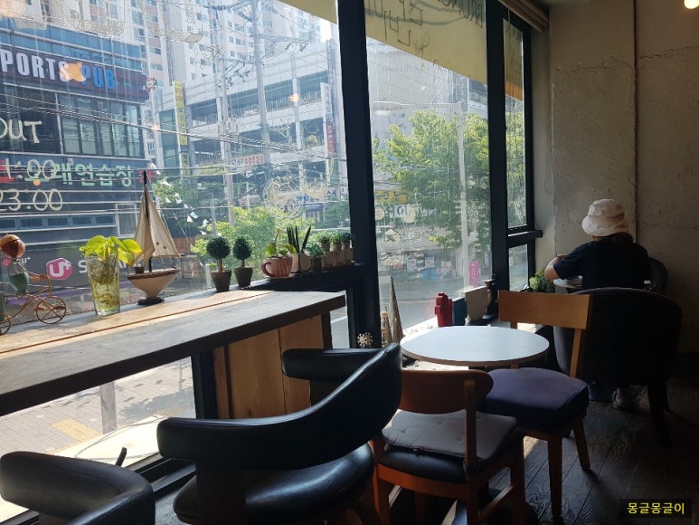 카페단비 이미지