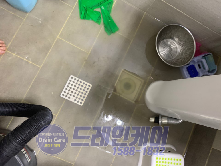 하수구싹뚫어 이미지
