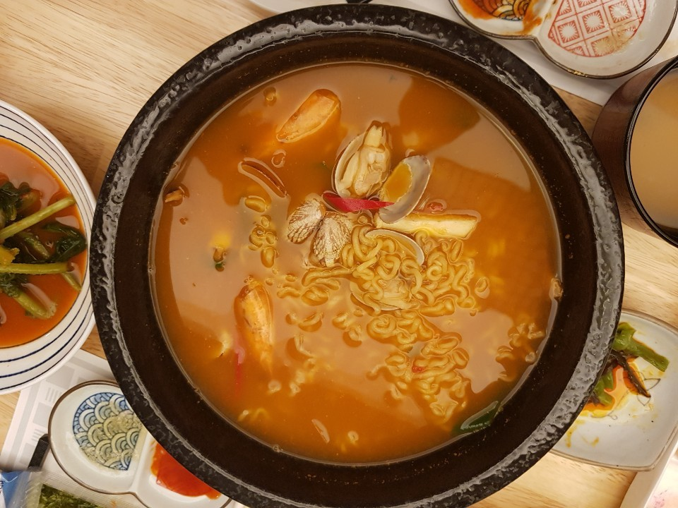 윤참치 이미지