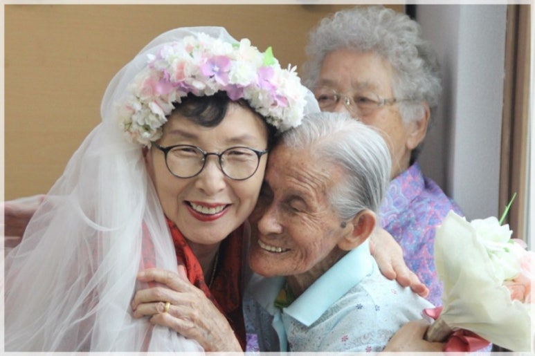 청춘짜장 이미지
