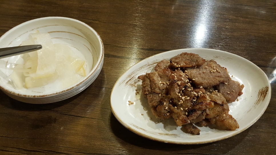 아줌마냉면 이미지