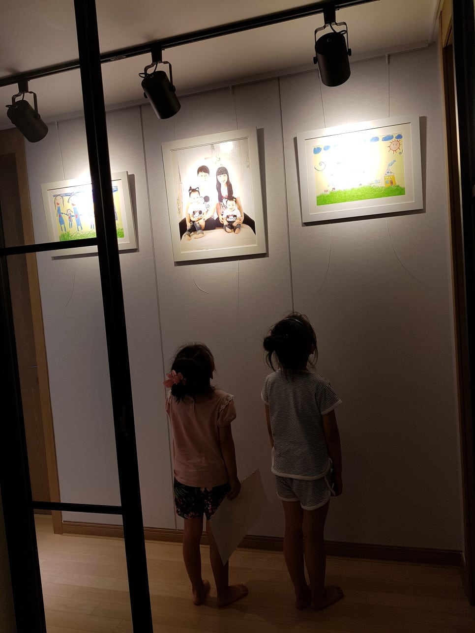 성아조명 이미지