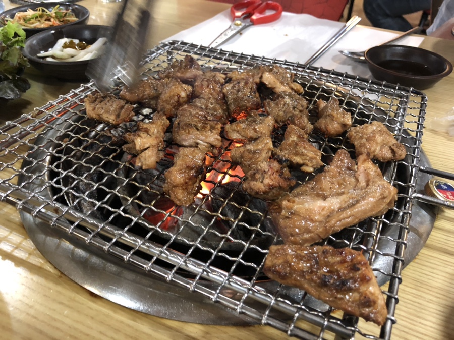 명동돼지한마리 이미지