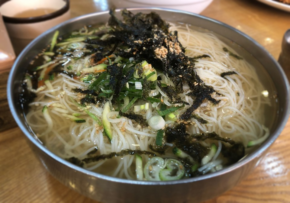 왕잔치국수 이미지