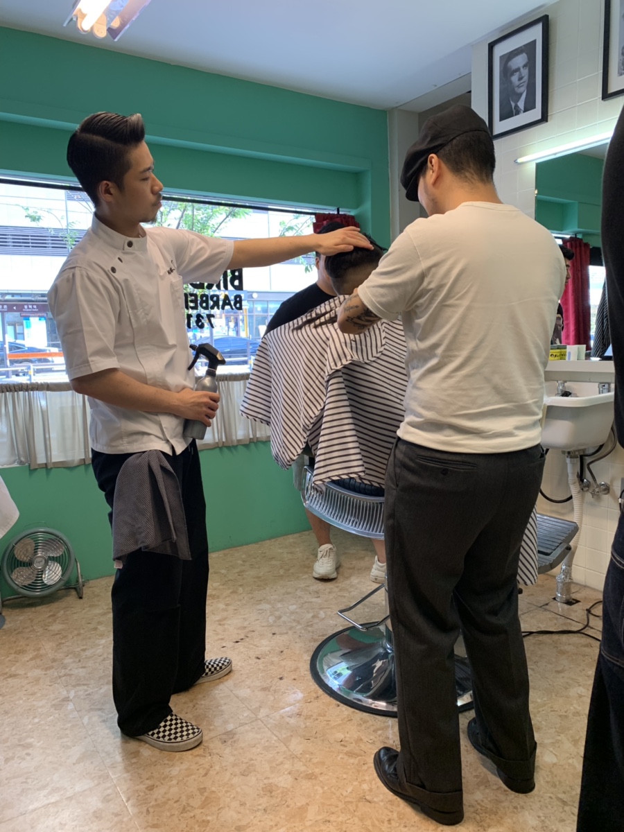 버드힐바버샵 이미지