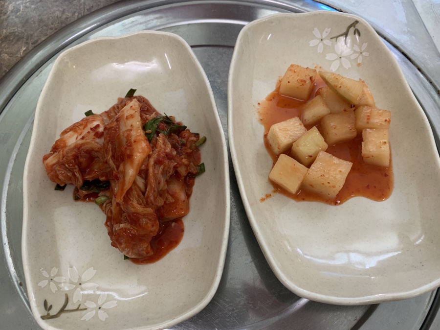 통큰 부추 칼국수 이미지
