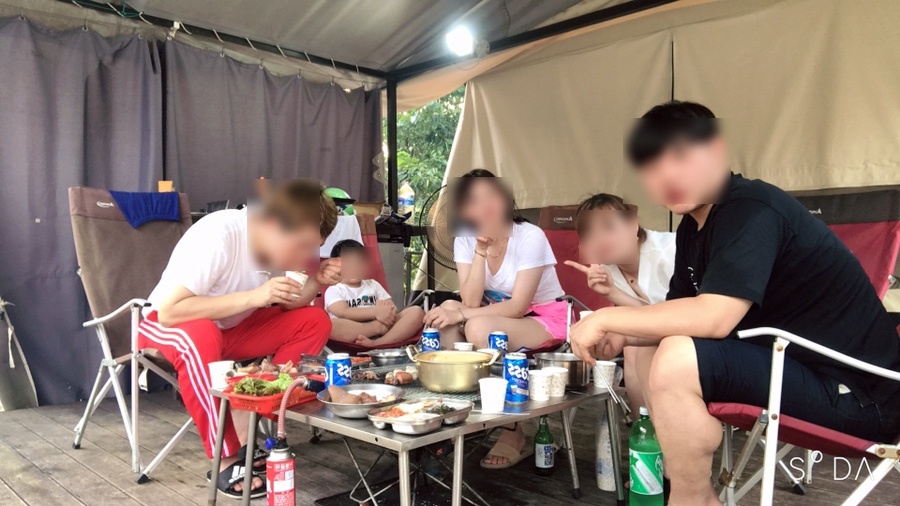 흙내음 글램핑 이미지