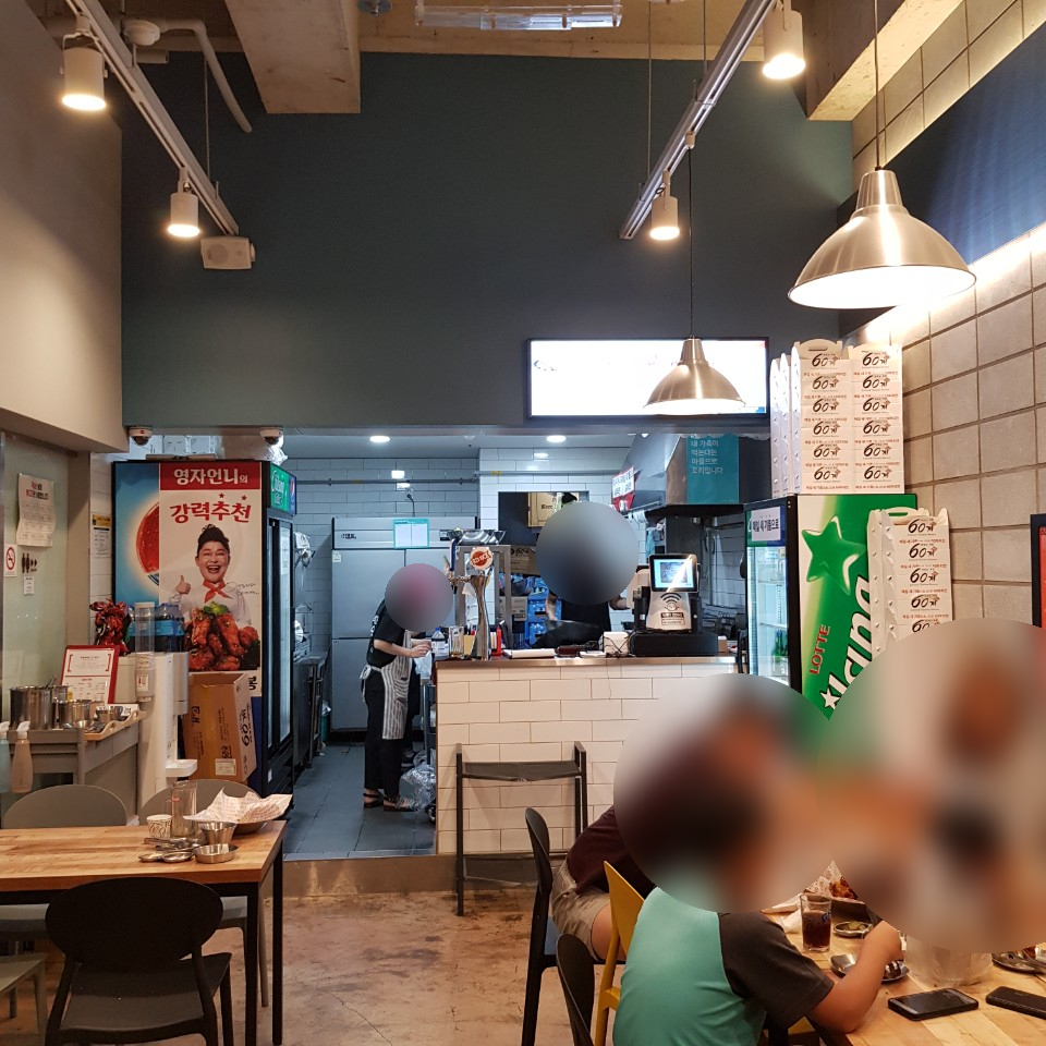 60계 치킨 진해마린시티점 이미지