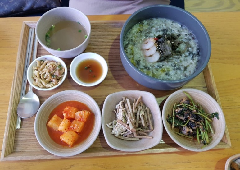 부대끼니 이미지