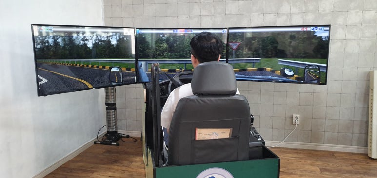 드라이빙114실내운전 이미지