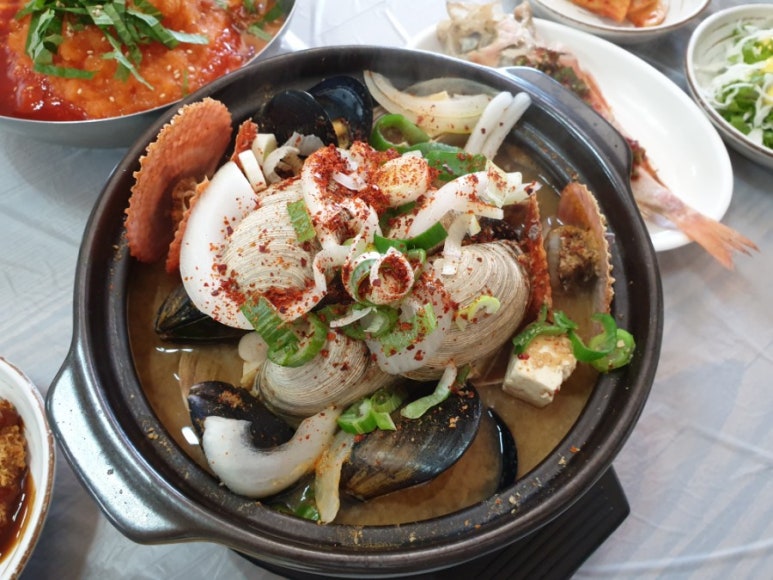 엄마손뚝배기 이미지