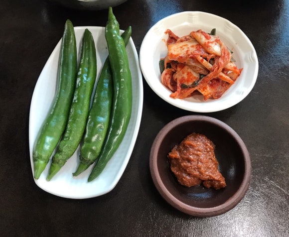 부뚜막초계국수 이미지