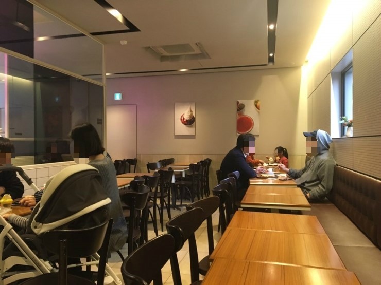 와플하우스 이미지