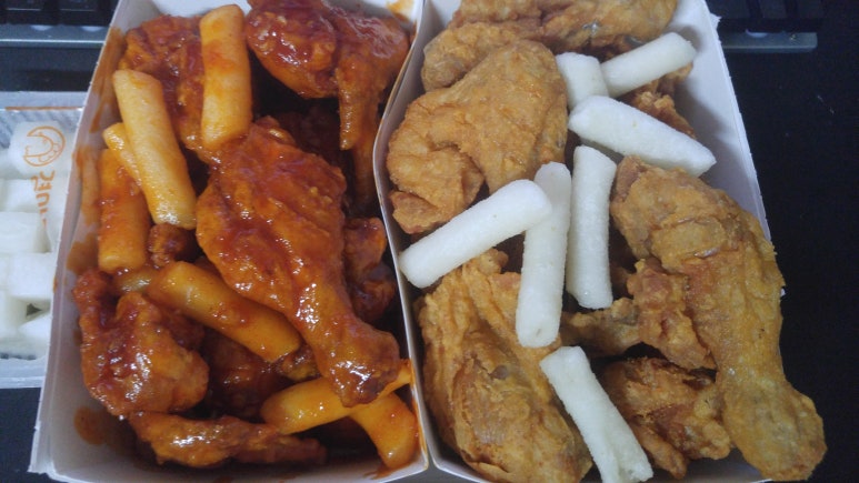 경아두마리치킨 이미지