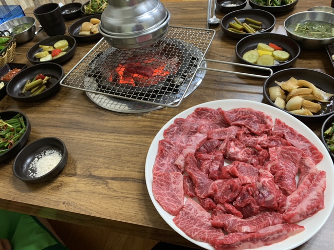조박사한우숯불구이 이미지