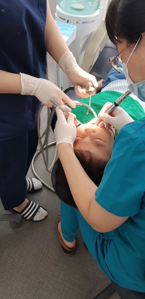 강남부부치과 이미지