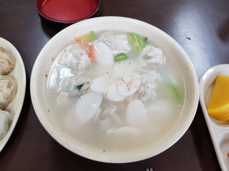 명동손만두 이미지