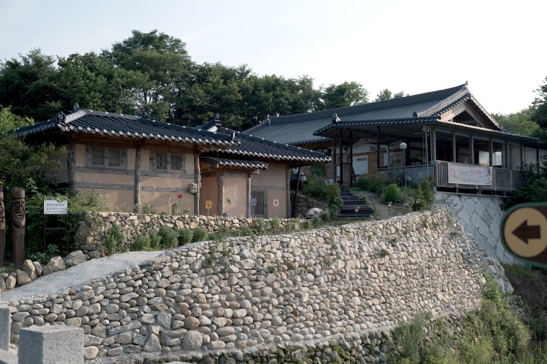 꽃담갤러리카페 이미지