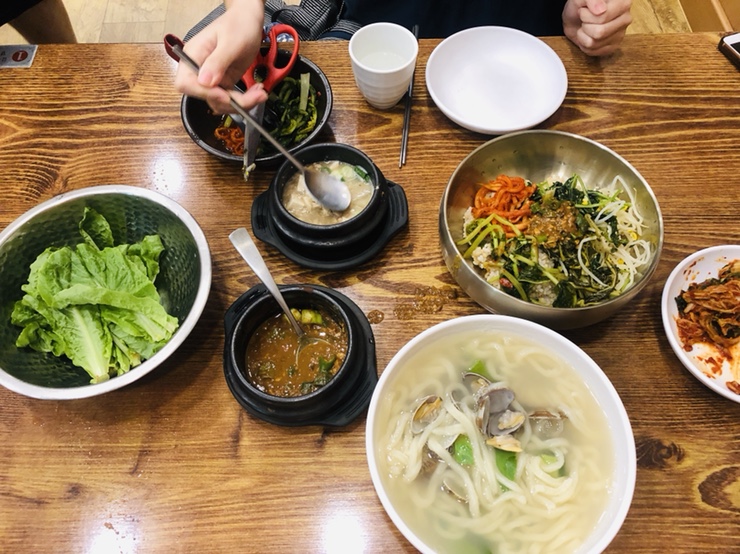 이가네바지락칼국수;보리밥 이미지