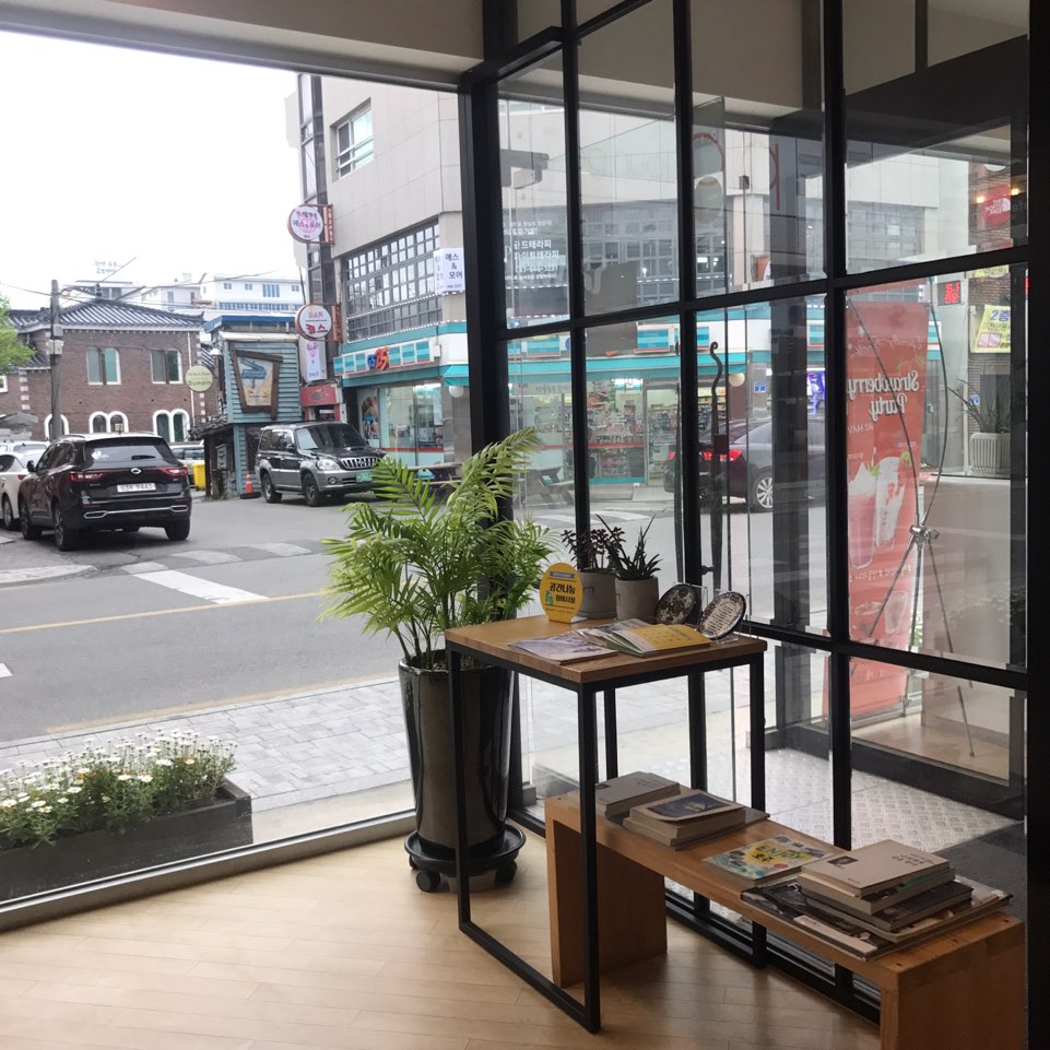 메이븐커피 이미지